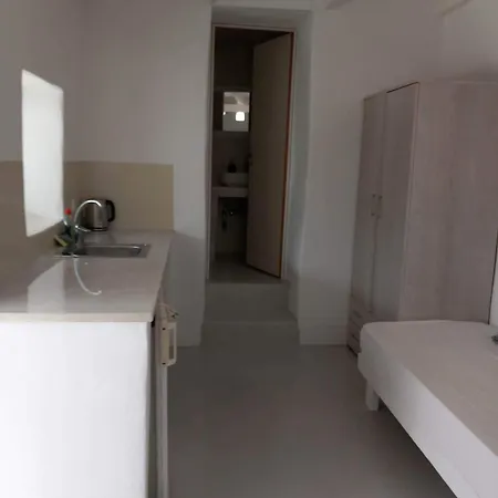 Louloudas Paros Apartment Molos (Paros)